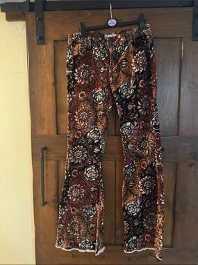 Free People rare Gardenia Printed very soft corduroy flares